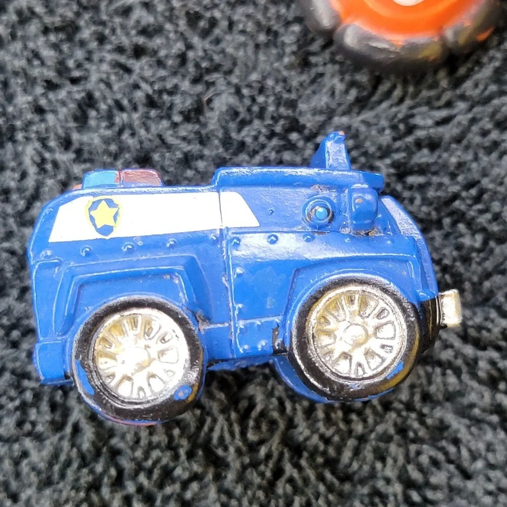 Spin Master Nickelodeon Paw Patrol Racers Zuma in Hydro Boat with Patrol Vehicle